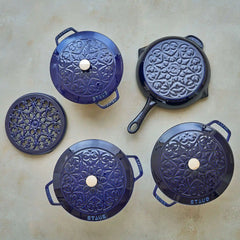 Staub | 9-inch, Round, Cast Iron Lilly Trivet, Dark Blue | Cast Iron - Accessories