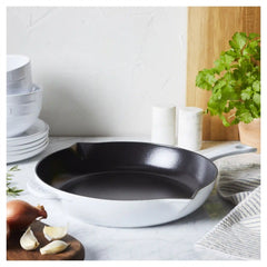 Staub | 10-inch, Fry Pan, Pure White | Cast Iron