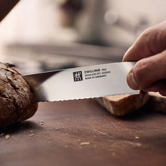 ZWILLING | 9-inch, Bread Knife | Pro le blanc
