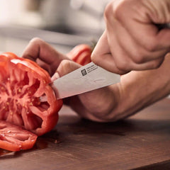 ZWILLING | 5.5-inch Prep Knife, Fine Edge | Pro le blanc