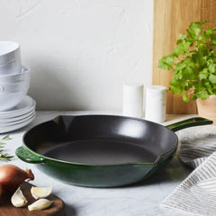 Staub | 10-inch, Fry Pan, Basil | Cast Iron
