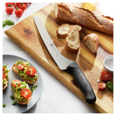 ZWILLING | 9.5-inch, Bread Knife | Commercial