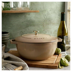 Staub | 5 qt, Essential French Oven, Sesame | Cast Iron