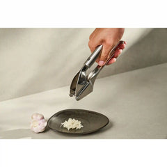 ZWILLING | Garlic Press | Pro Tools