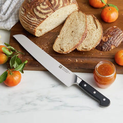ZWILLING | 10-inch, Ultimate Bread Knife | Pro