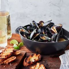 Staub | 2 qt, Cast Iron, Mussel Pot, Matte Black | Cast Iron