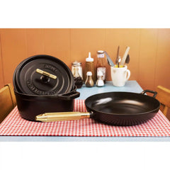 Staub | 4 qt, Round, Dutch Oven Buster And Punch, Matte Black | Cast Iron